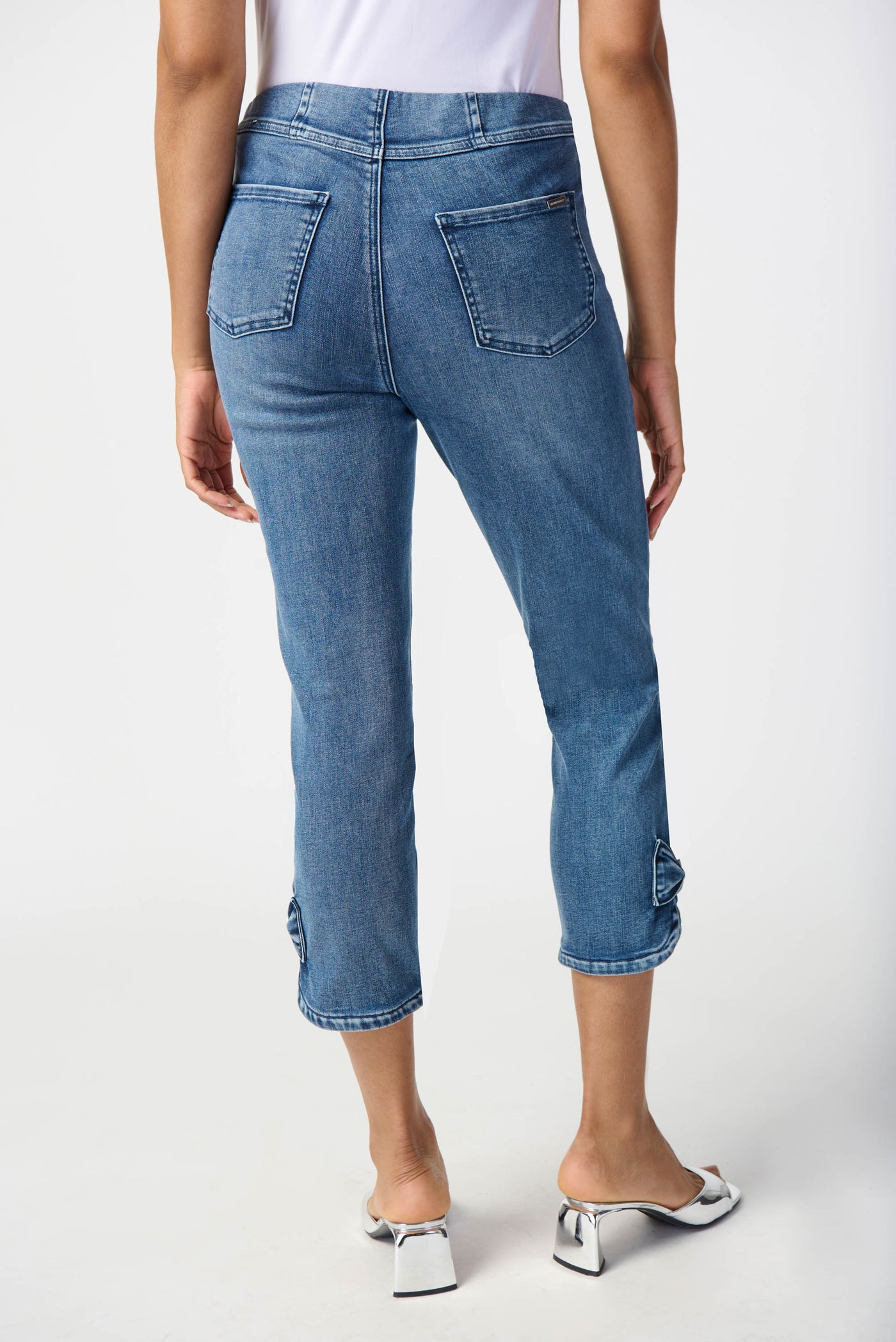 Joseph Ribkoff Slim Crop Jeans with Bow Detail 