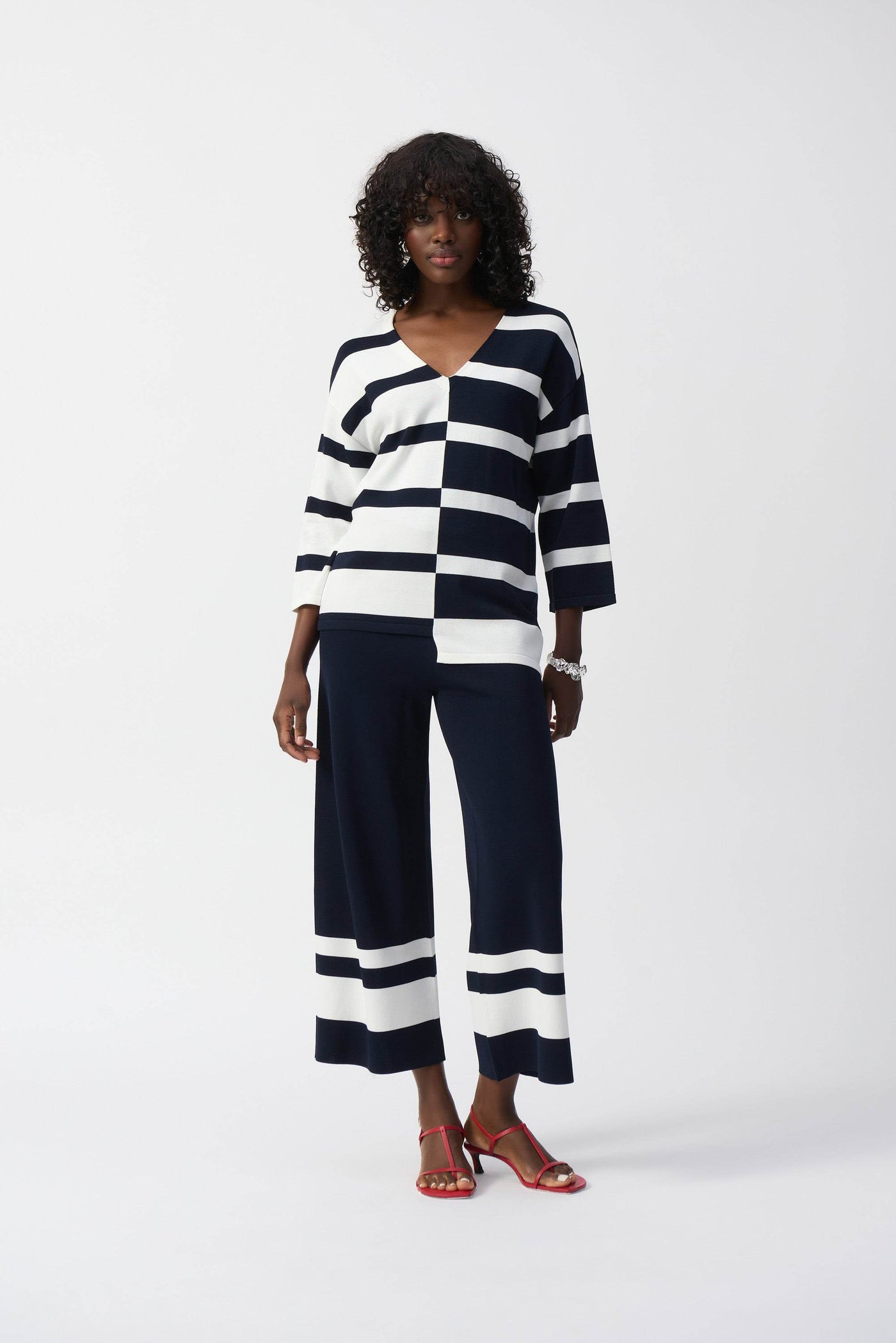 Striped Sweater Knit V-Neck Pullover - Dream Pants