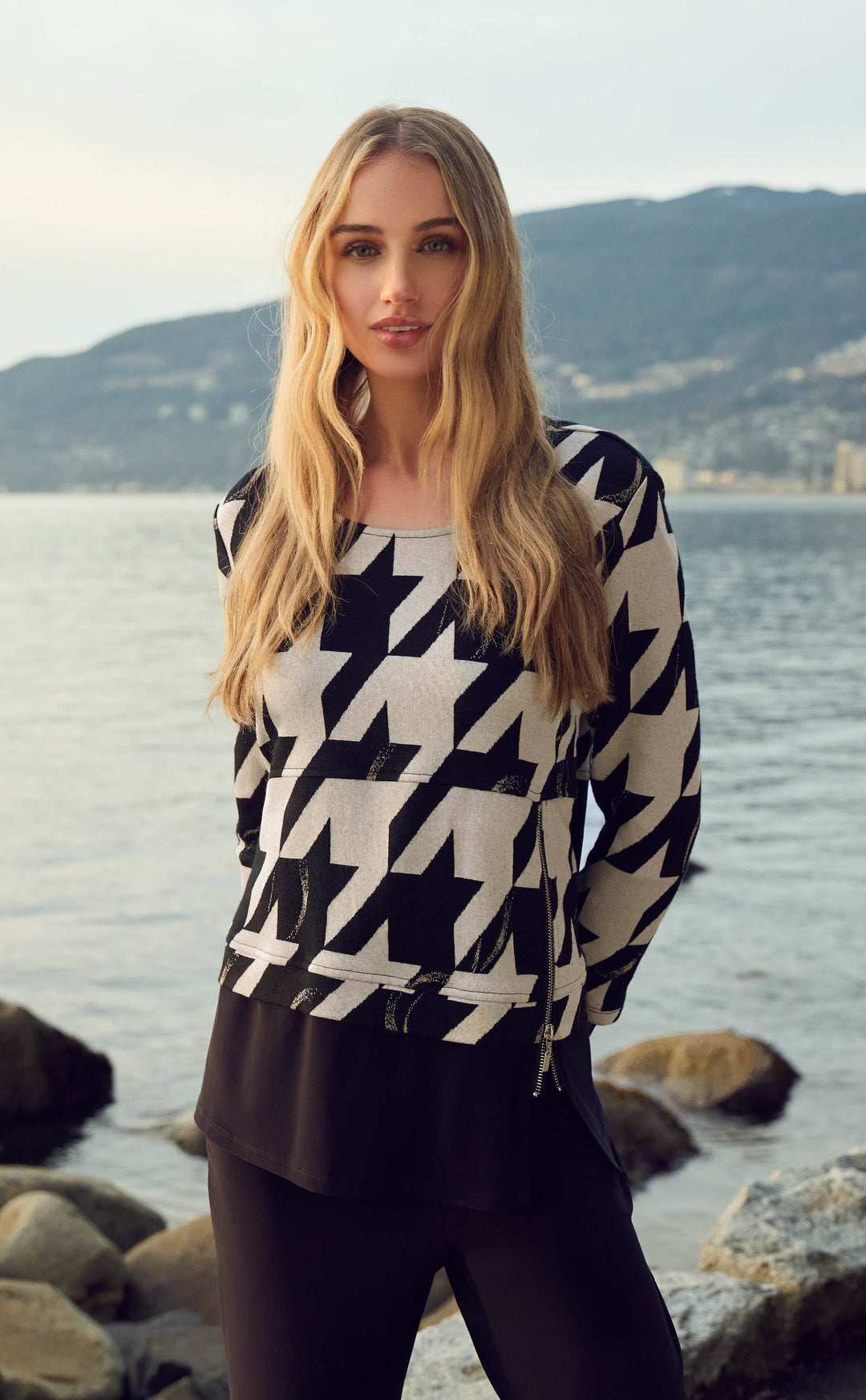 Chic Geometric Zipper Top Style 253281 – Dream Pants