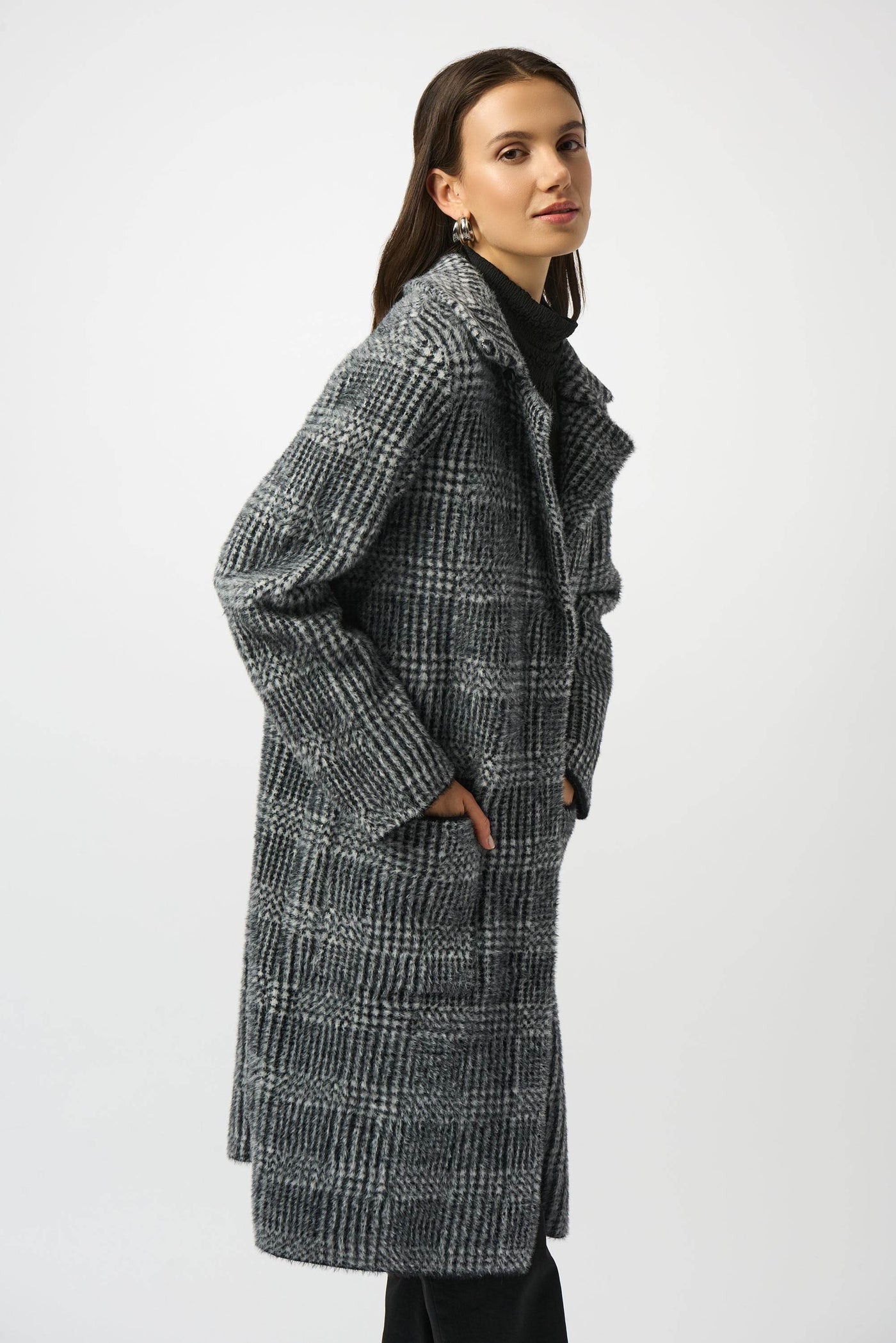 Feather Yarn Plaid Jacquard Coat with Faux Fur Trim - Dream Pants