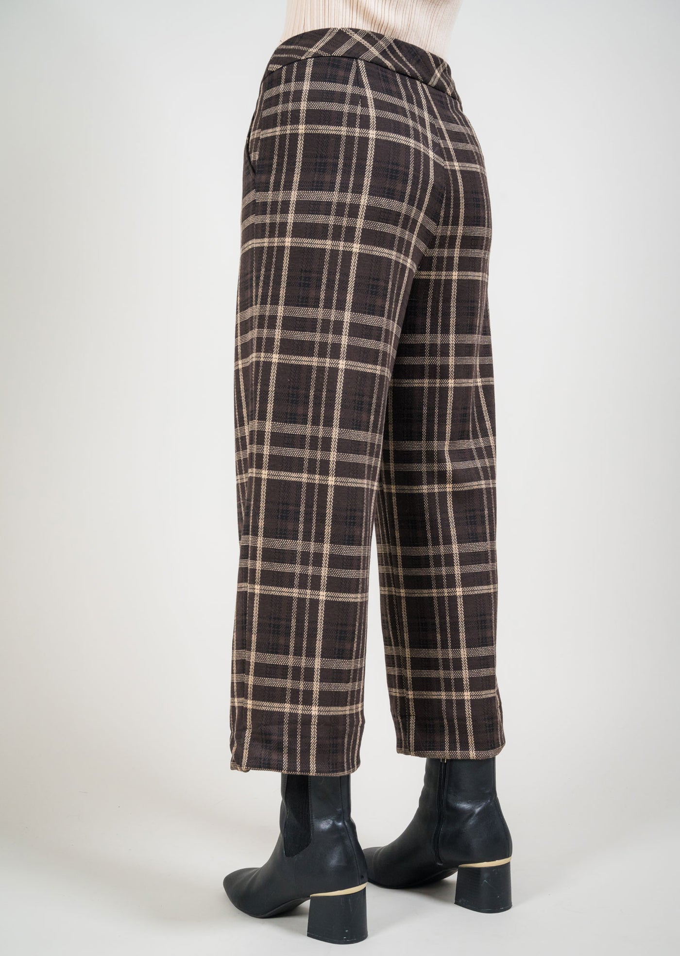 Mocha Plaid 25" Wide Crop Lisette L