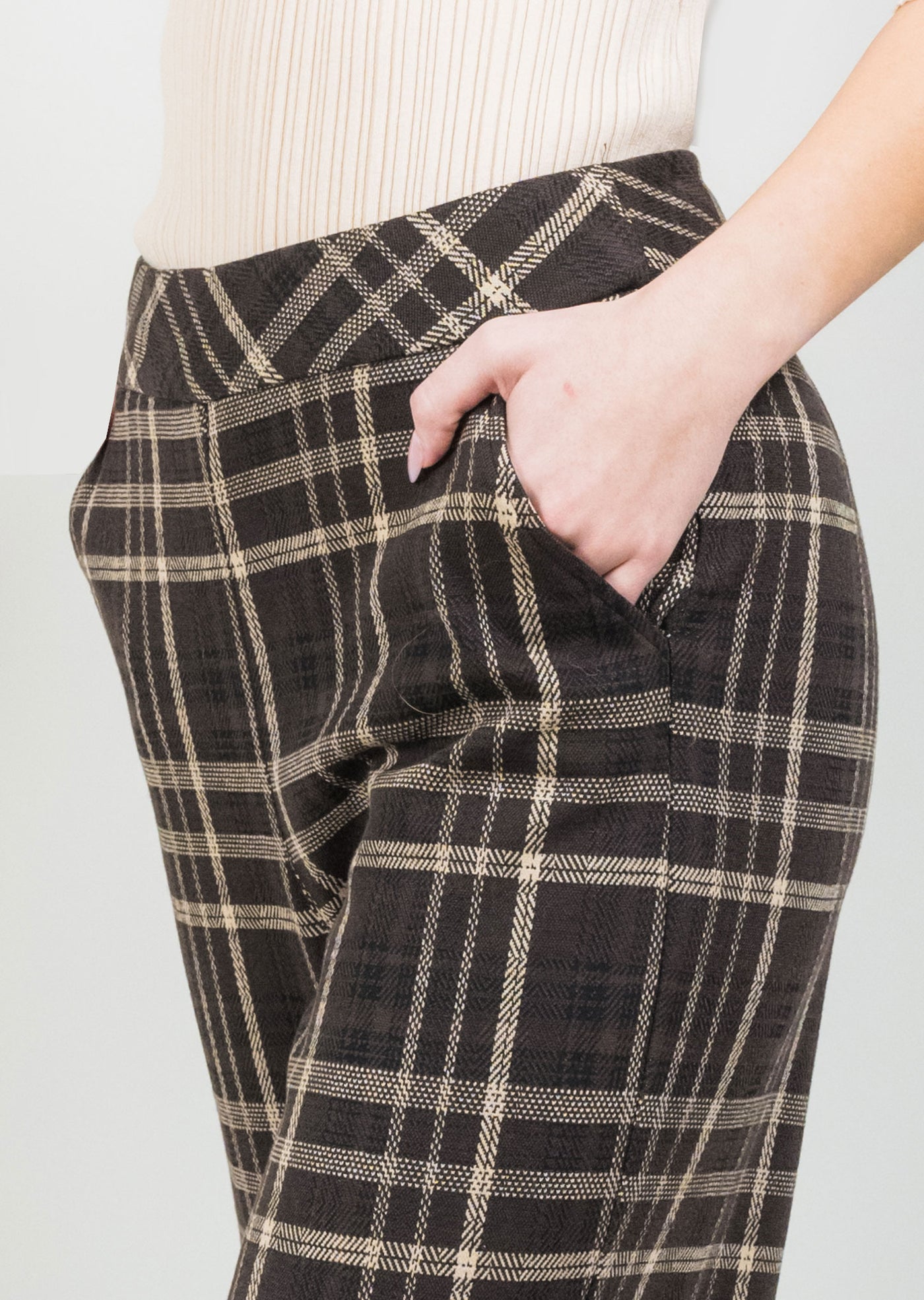 Mocha Plaid 25" Wide Crop Lisette L