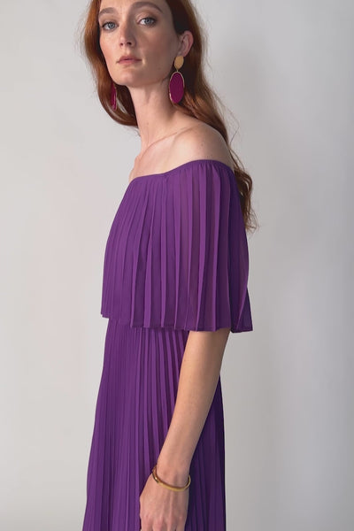 Chiffon Off-The-Shoulder Pleated Dress