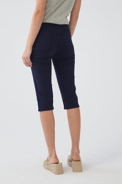Pull-On Capri Pedal Pusher Style 2067511, 17" French Dressing Jeans