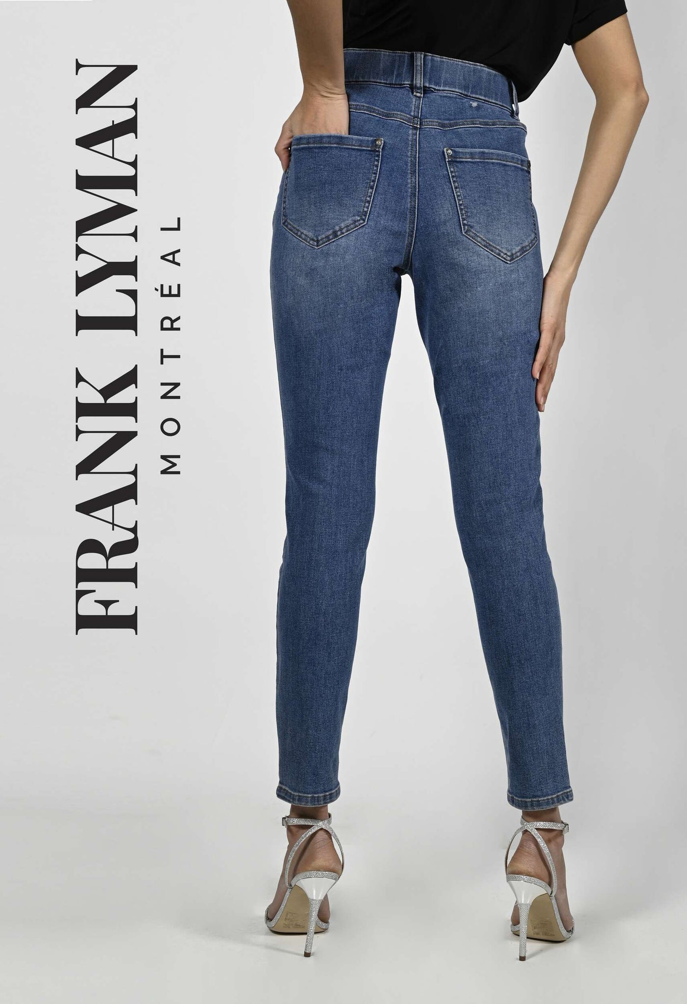 Frank Lyman Pull-On Jeans Style 224519U 