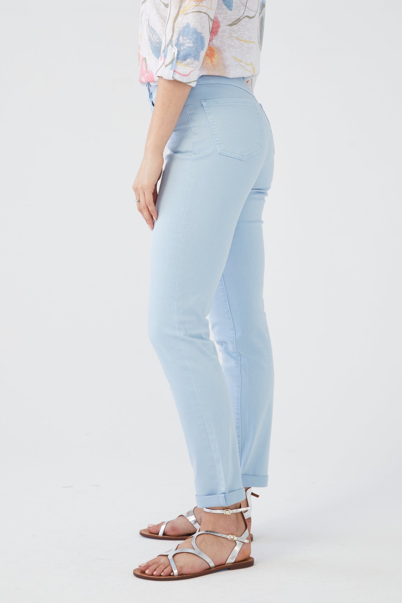 French Dressing Jeans Suzanne Straight Leg in Euro Twill 